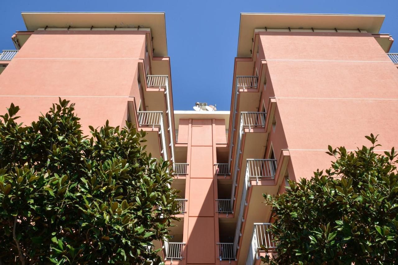 Residence Laura Bordighera Exterior photo