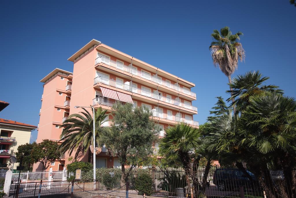 Residence Laura Bordighera Exterior photo